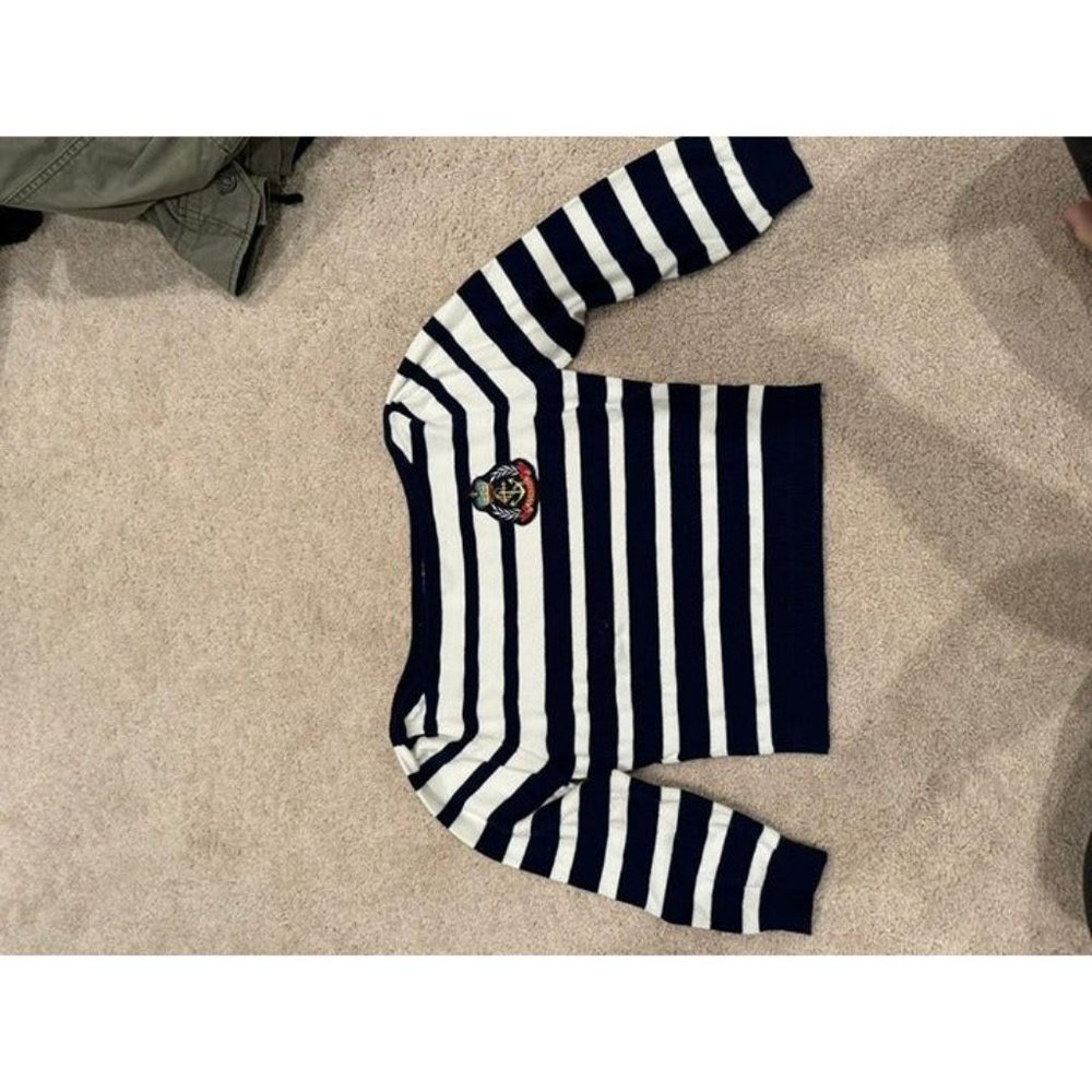 Long sleeve sweater